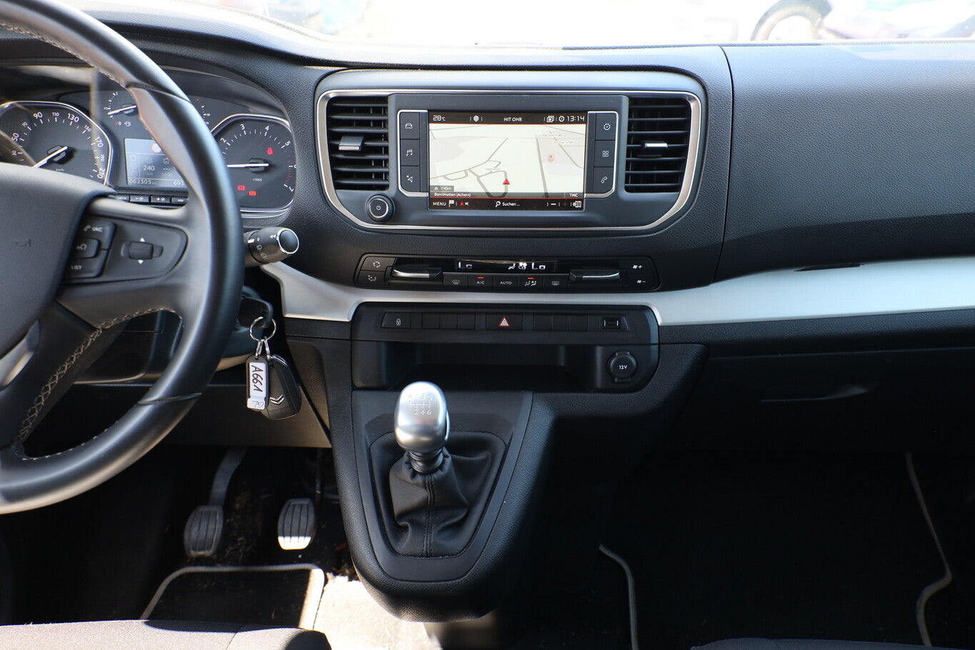 Citroën Spacetourer 1.5 BHDi 120 M Rip Curl 8S Nav ACC 92353185 8