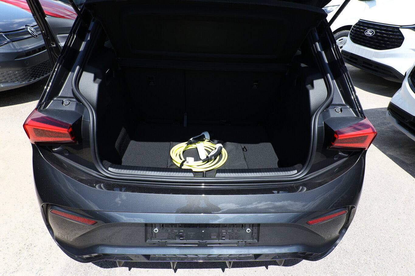 Cupra Born 77kWh 231 PilotM+ Nav ACC Kessy AR-HUD 19Z 120005397 10