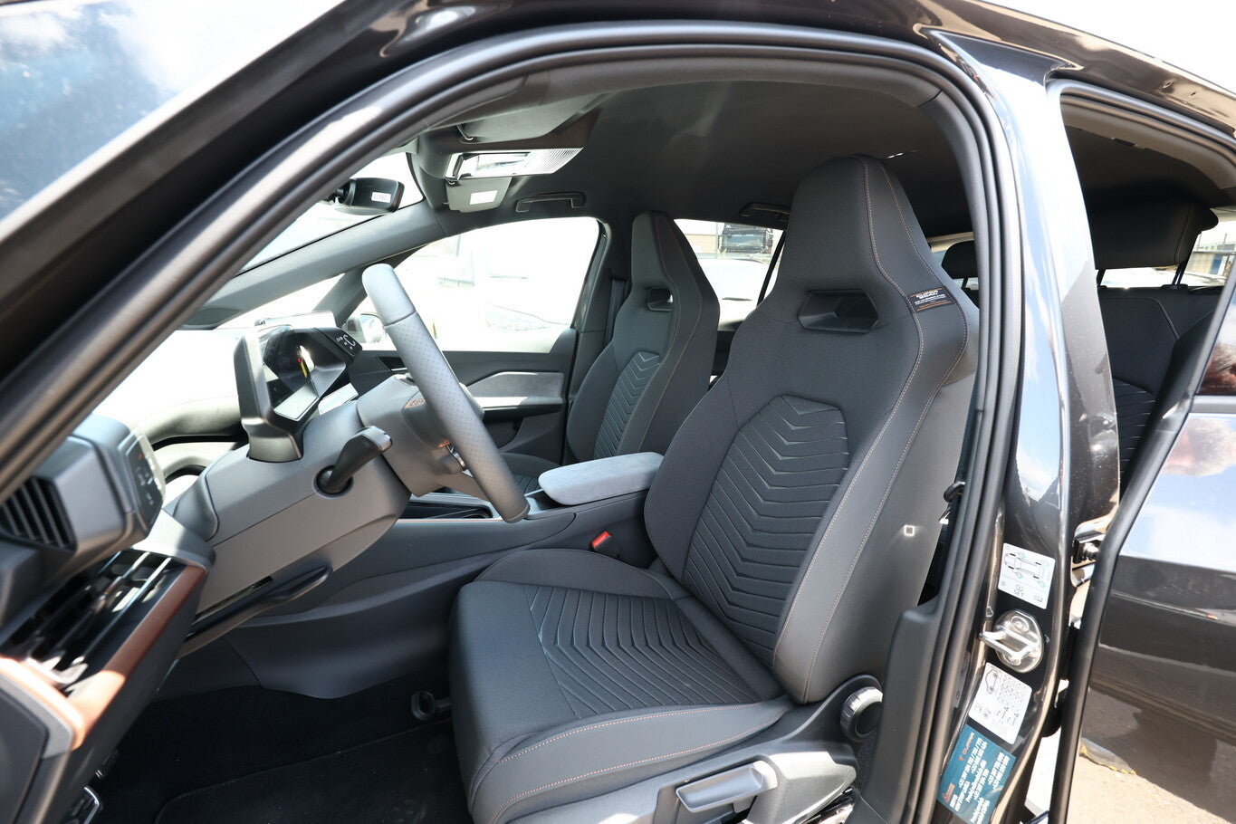 Cupra Born 77kWh 231 PilotM+ Nav ACC Kessy AR-HUD 19Z 120005397 5