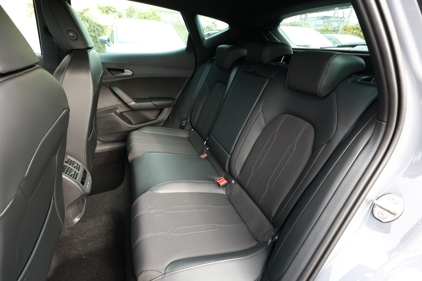 Cupra Formentor 1.5 eTSI 150 DSG FL Matrix eHK SHZ Kam 89528113 9