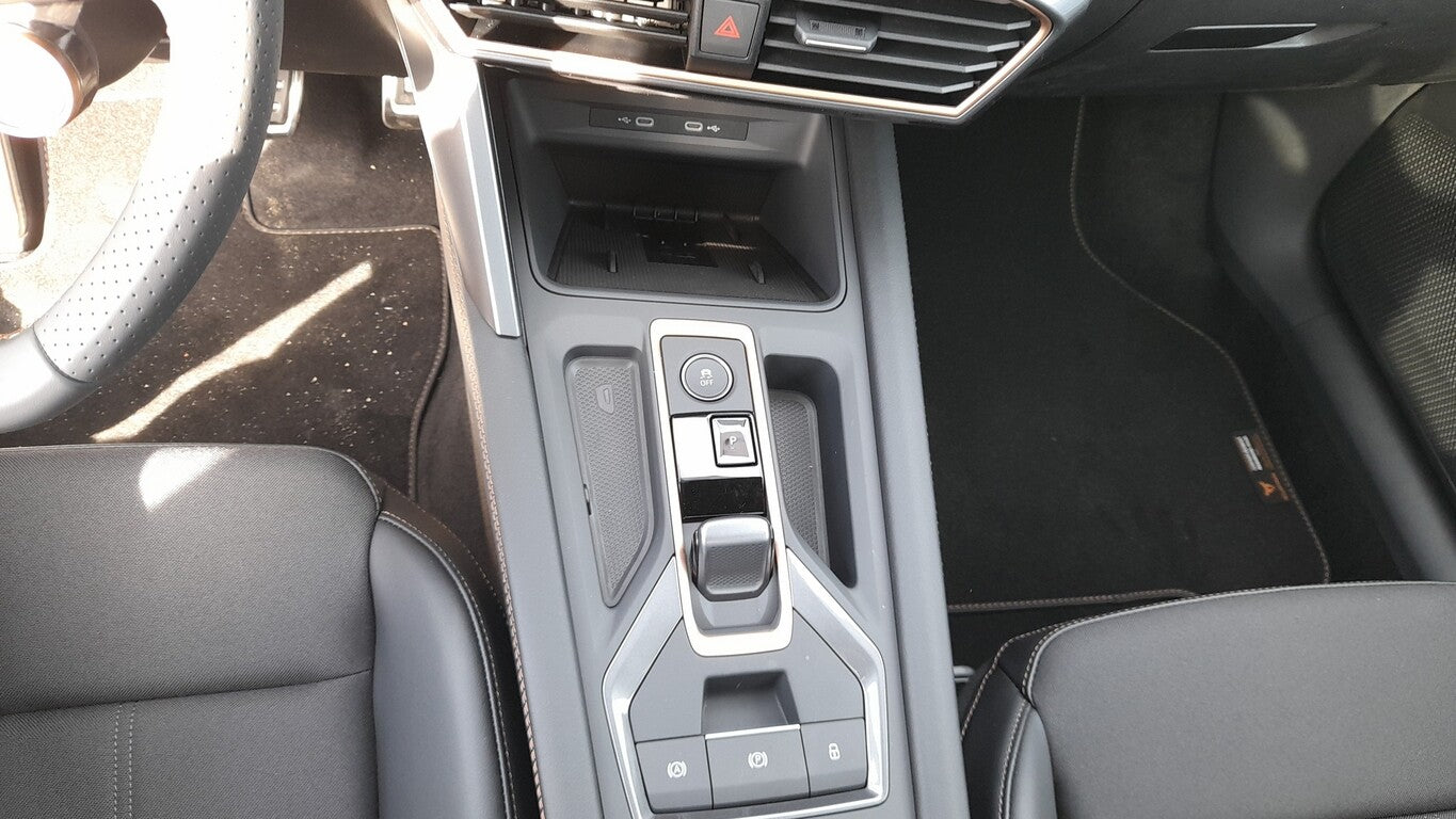 Cupra Leon ST 2.0 TDI 150 DSG Pano Edge eHk LED Kam  111182423 7