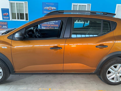 Exterior izquierda
