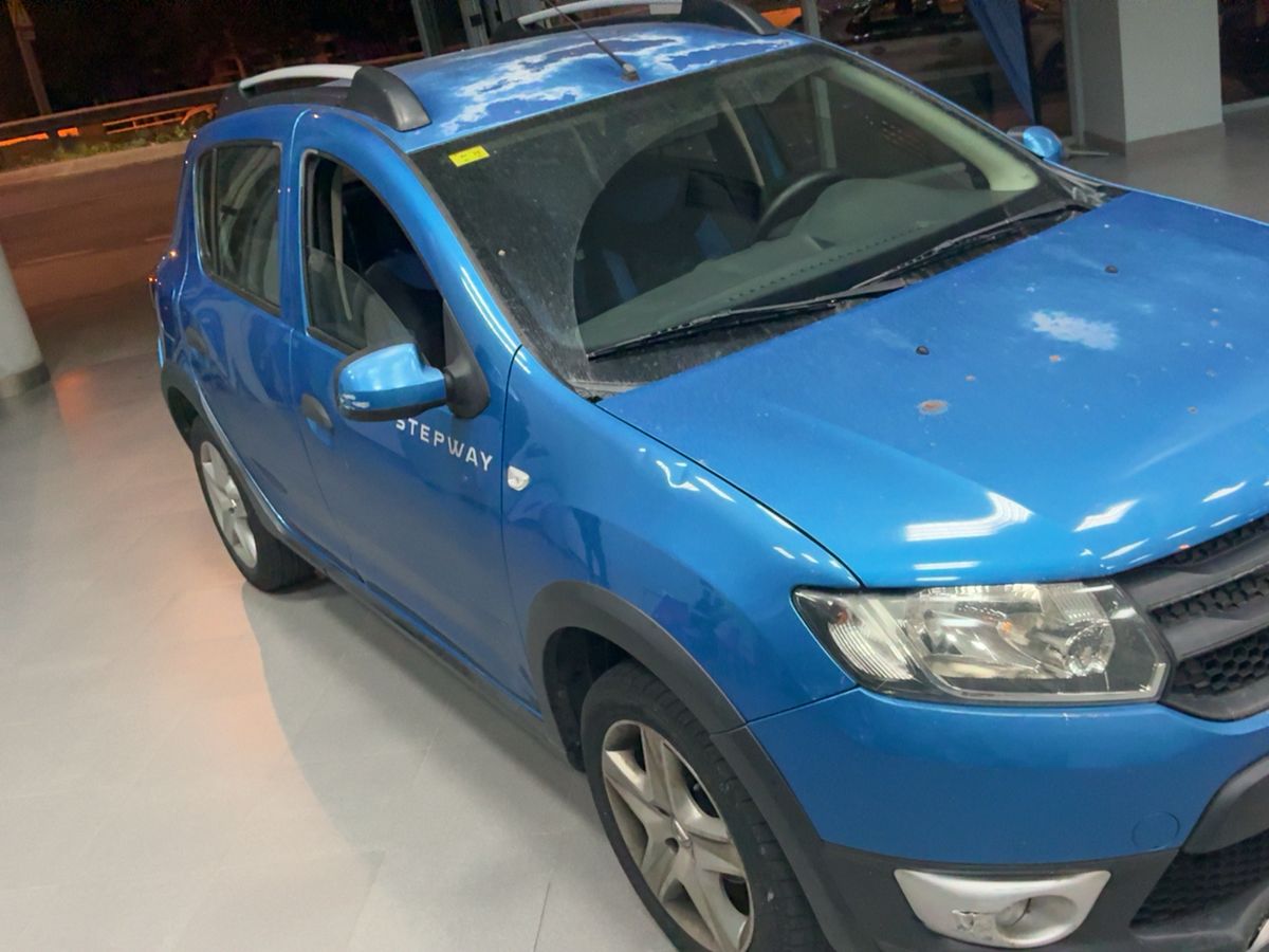 Lateral delantero derecho