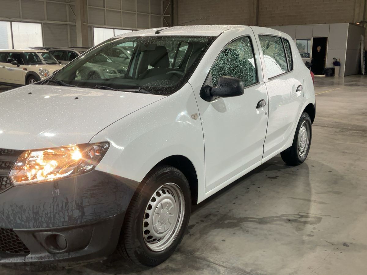 Lateral delantero izquierdo