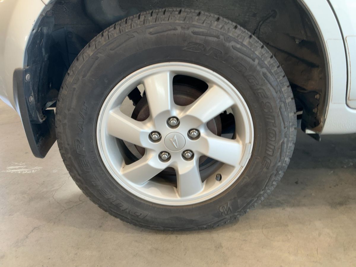 Neumático trasero derecho