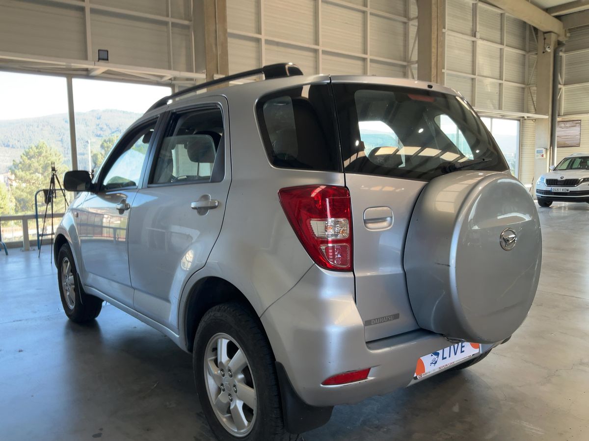 Parte trasera izquierda