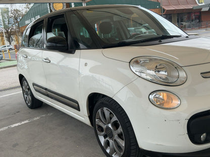 Lateral delantero derecho