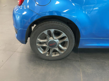 Neumático trasero derecho