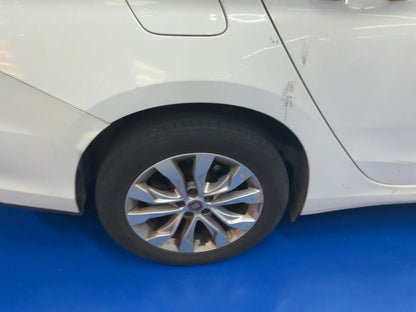 Neumático trasero derecho