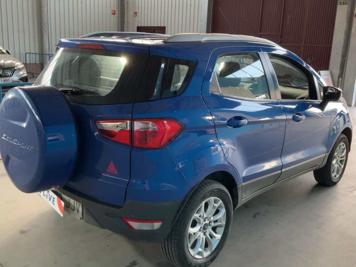 Parte trasera derecha