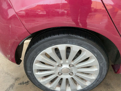 Neumático trasero derecho