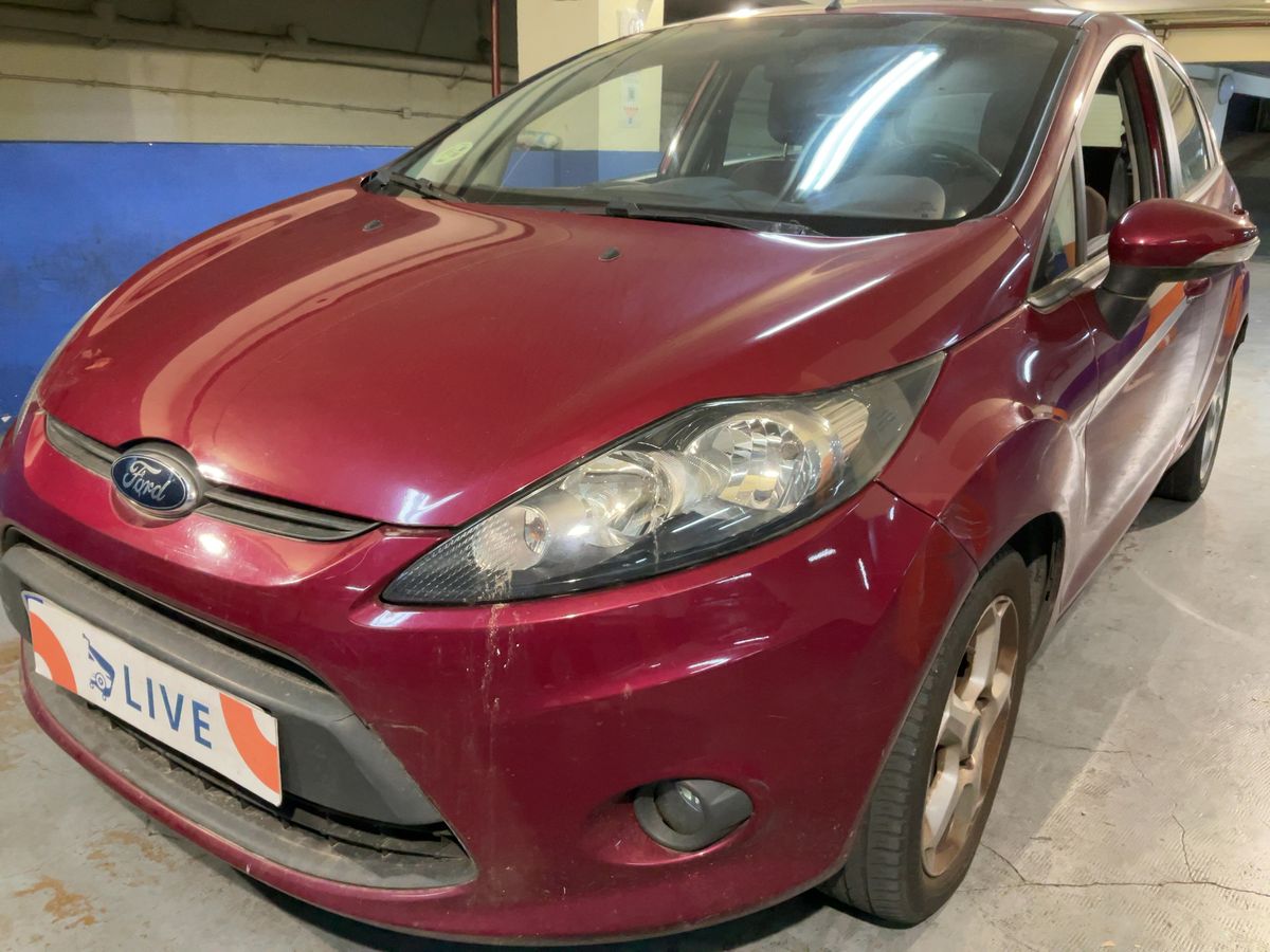 Lateral delantero izquierdo