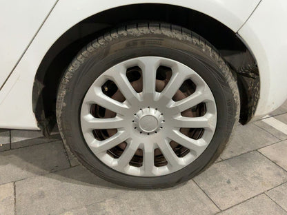 Neumático trasero izquierdo