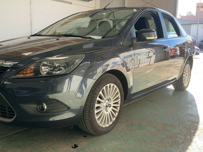 Lateral delantero izquierdo