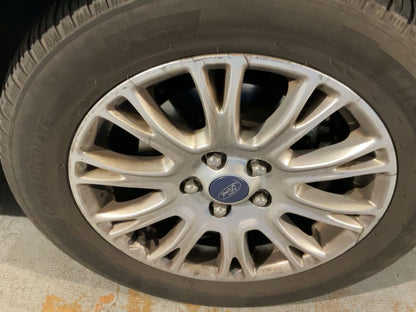 Neumático delantero derecho