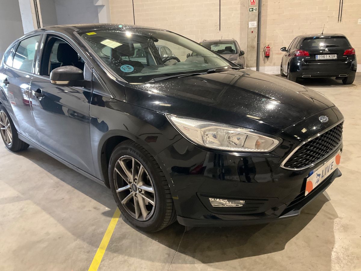 Lateral delantero derecho