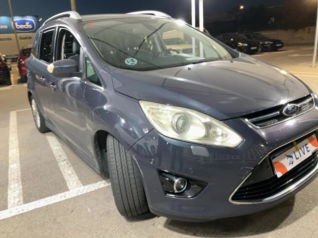 Lateral delantero derecho