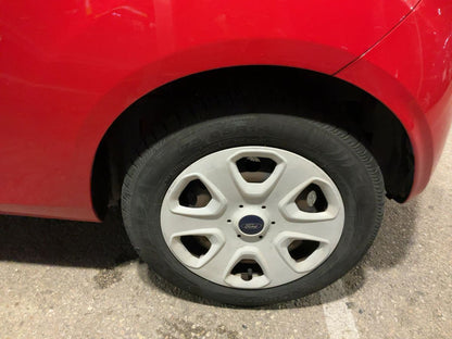 Neumático trasero izquierdo