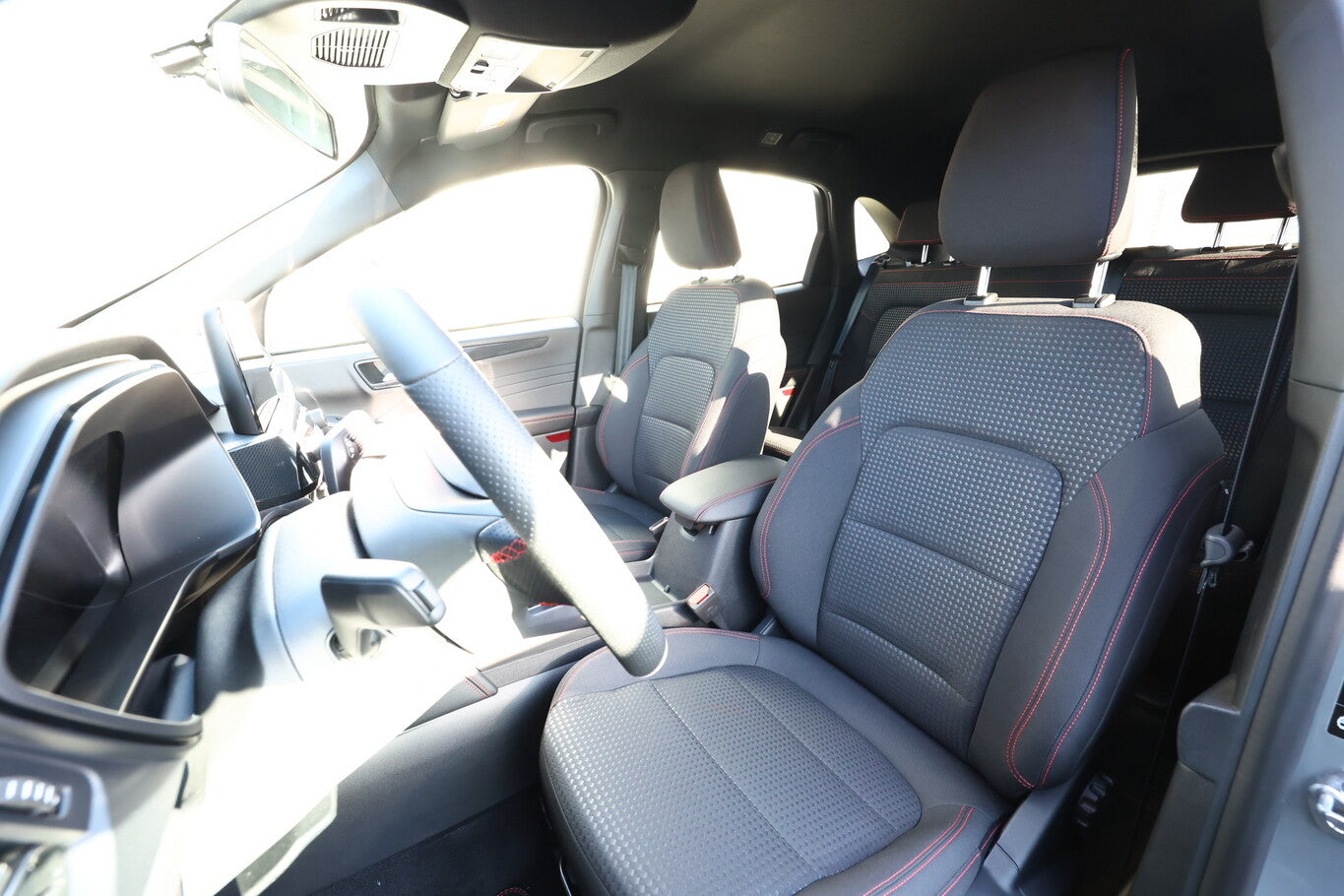 Ford Kuga 2.0 EcoBlue 120 AT8 ST-Line PrivG Kam PDC 103642788 4