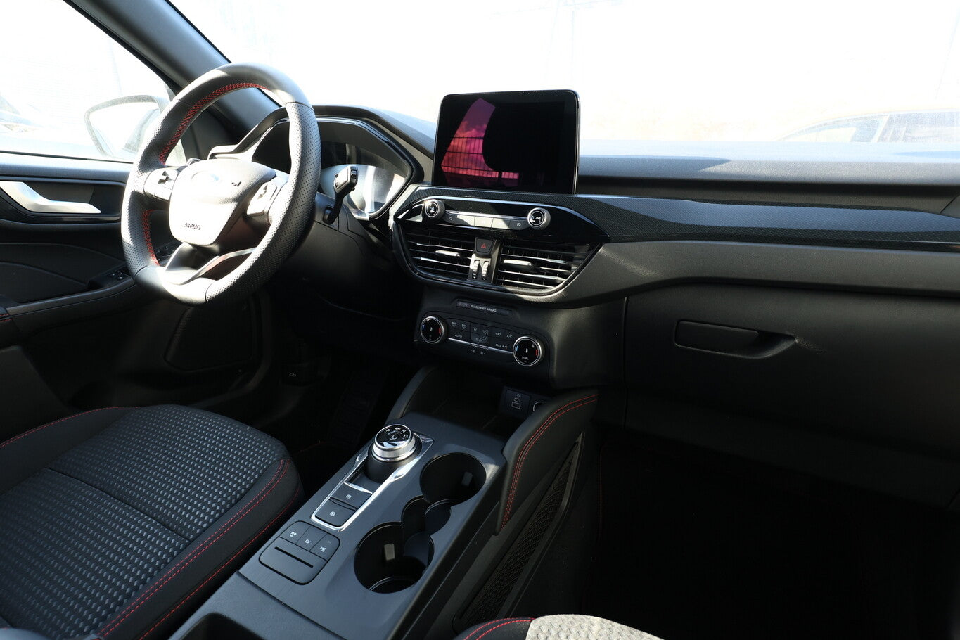 Ford Kuga 2.0 EcoBlue 120 AT8 ST-Line PrivG Kam PDC 103642788 7