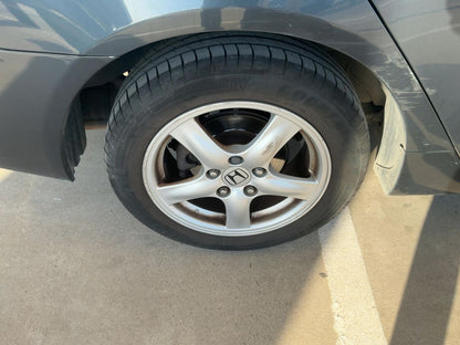 Neumático trasero derecho