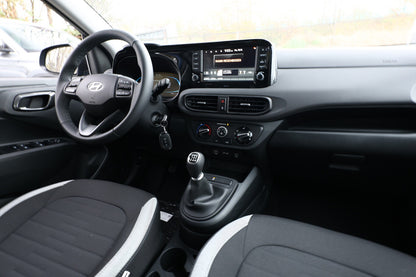 Hyundai i10 1.0 MPI 63 MY25 Nav Kam PDC CarPlay PrivG 98387456 8