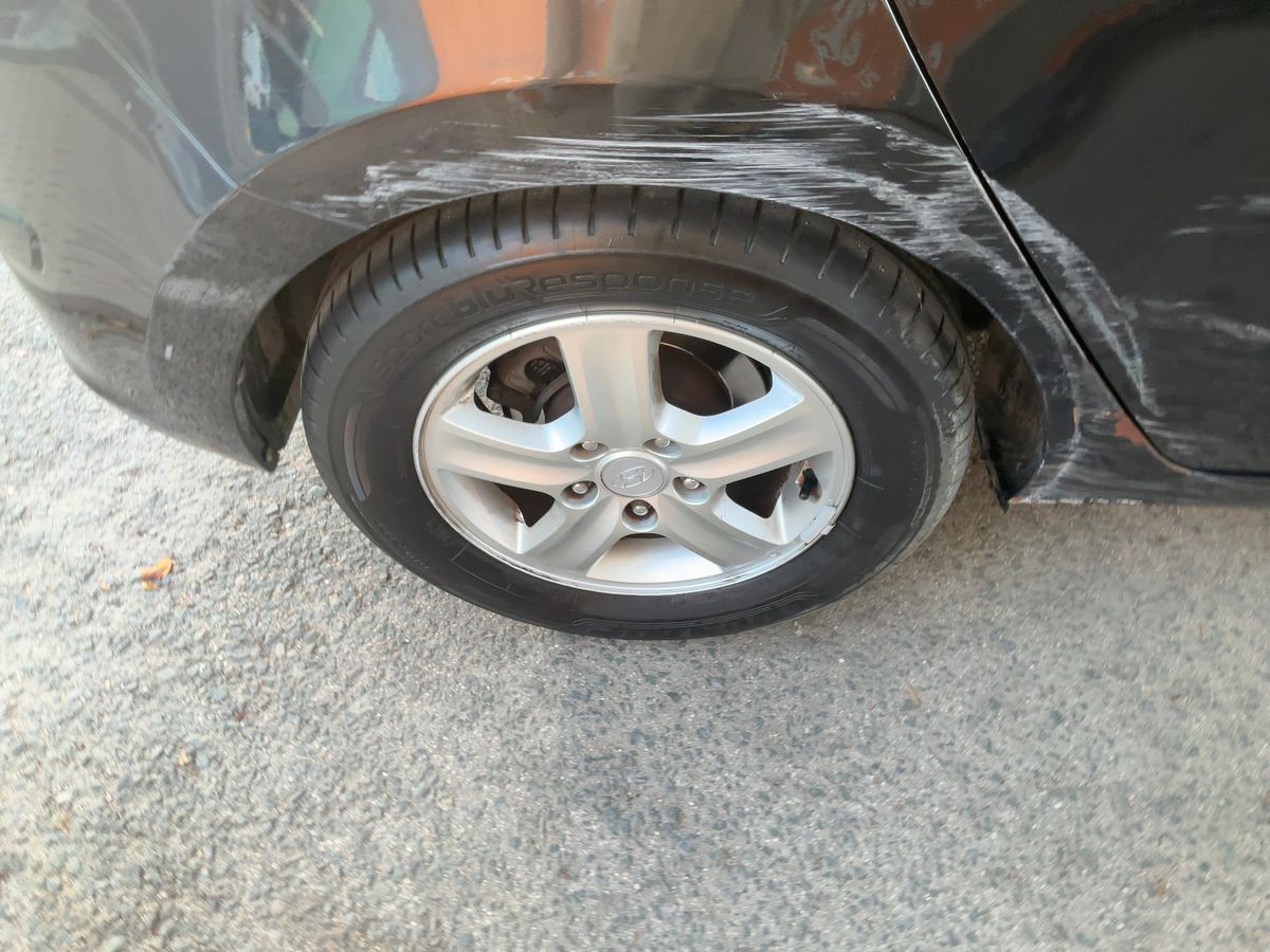 Neumático trasero derecho