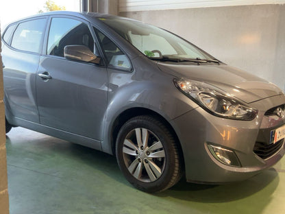 Lateral delantero derecho