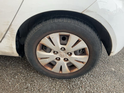 Neumático trasero izquierdo