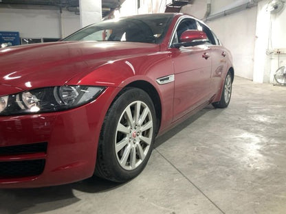 Lateral delantero izquierdo