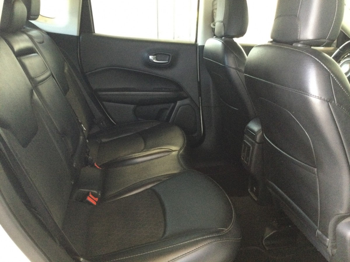 Interior trasero