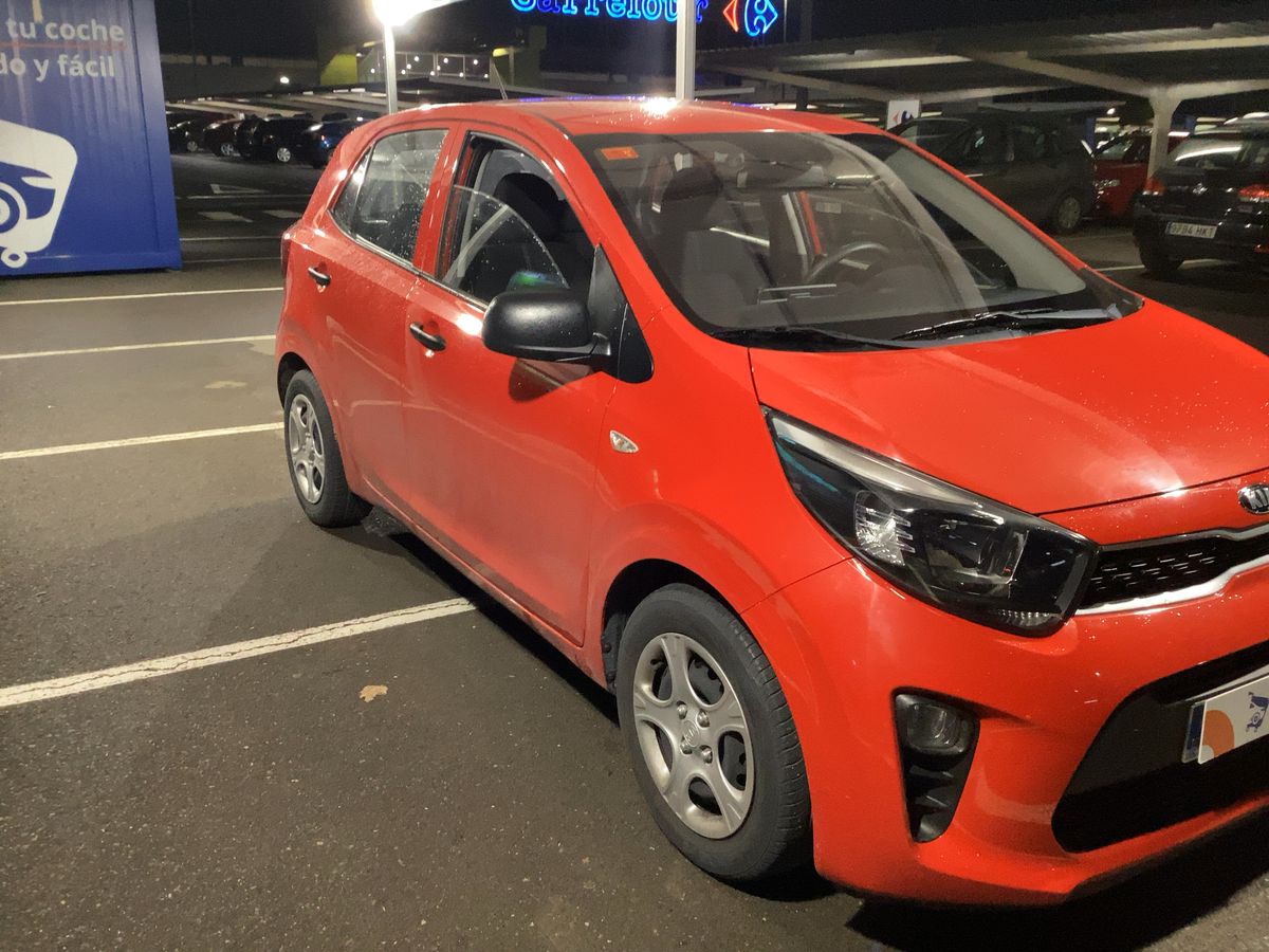 Lateral delantero derecho