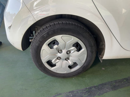 Neumático trasero derecho