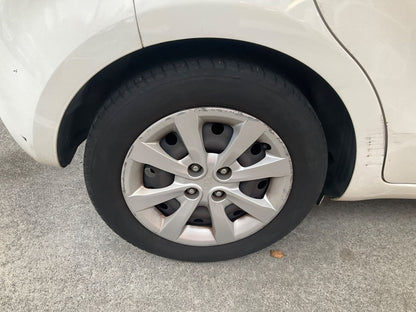 Neumático trasero derecho