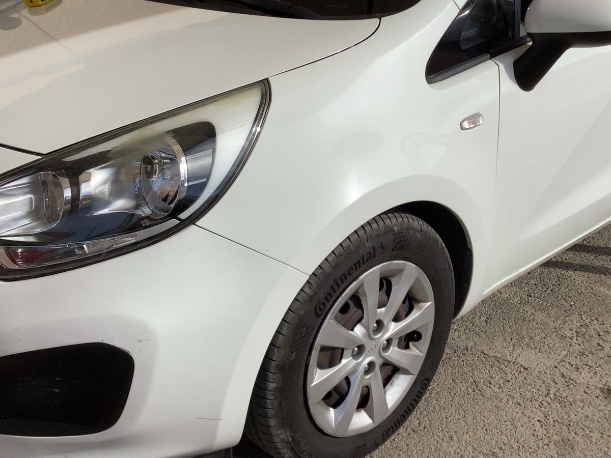 Lateral delantero izquierdo