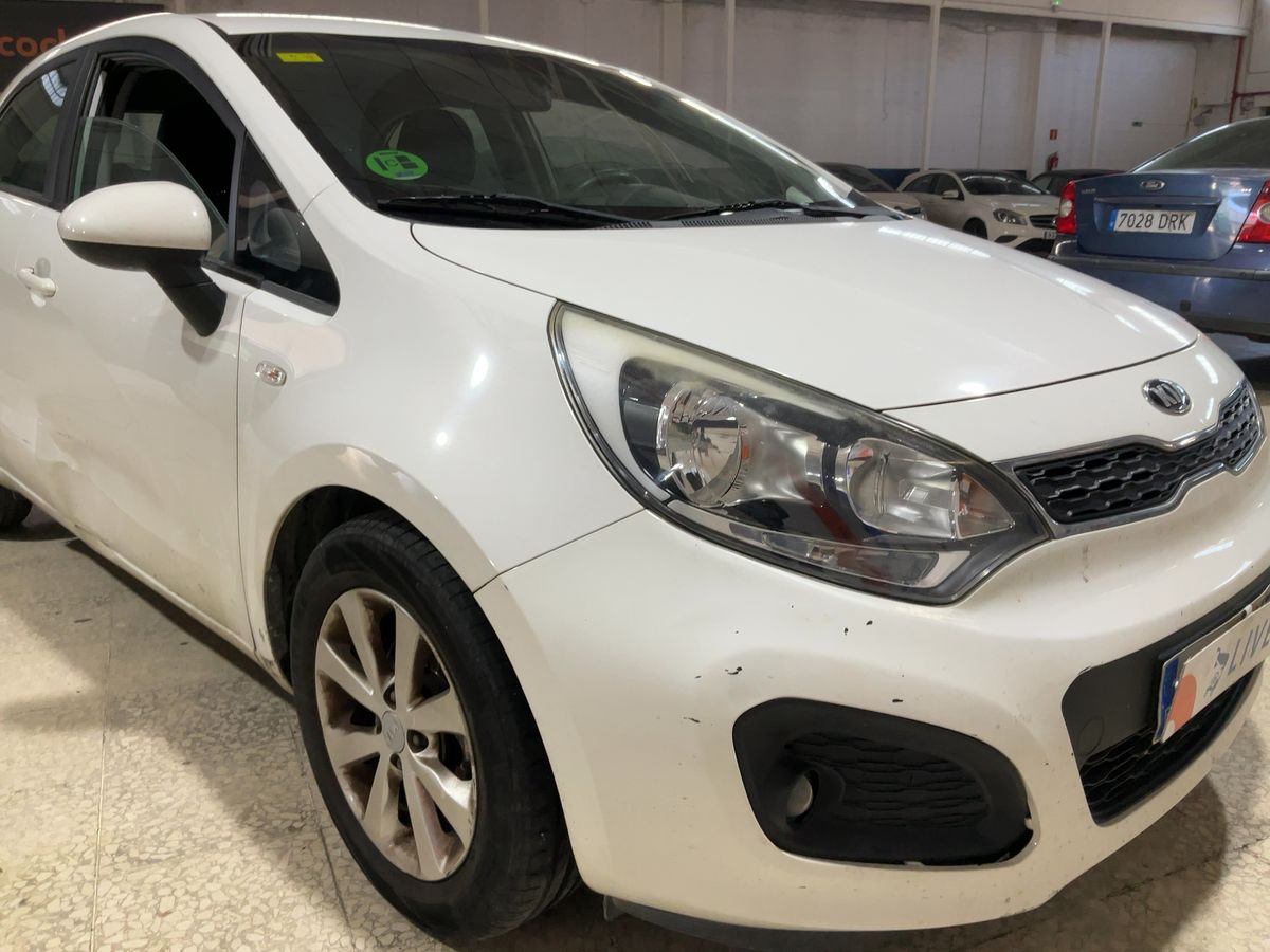 Lateral delantero derecho