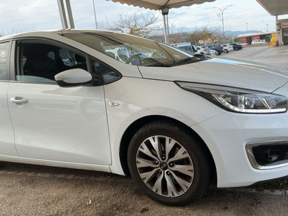 Lateral delantero derecho