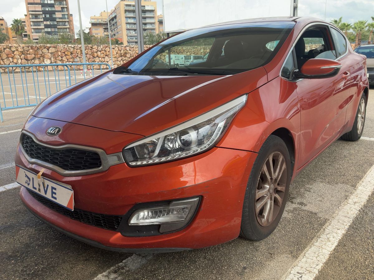Frontal izquierda