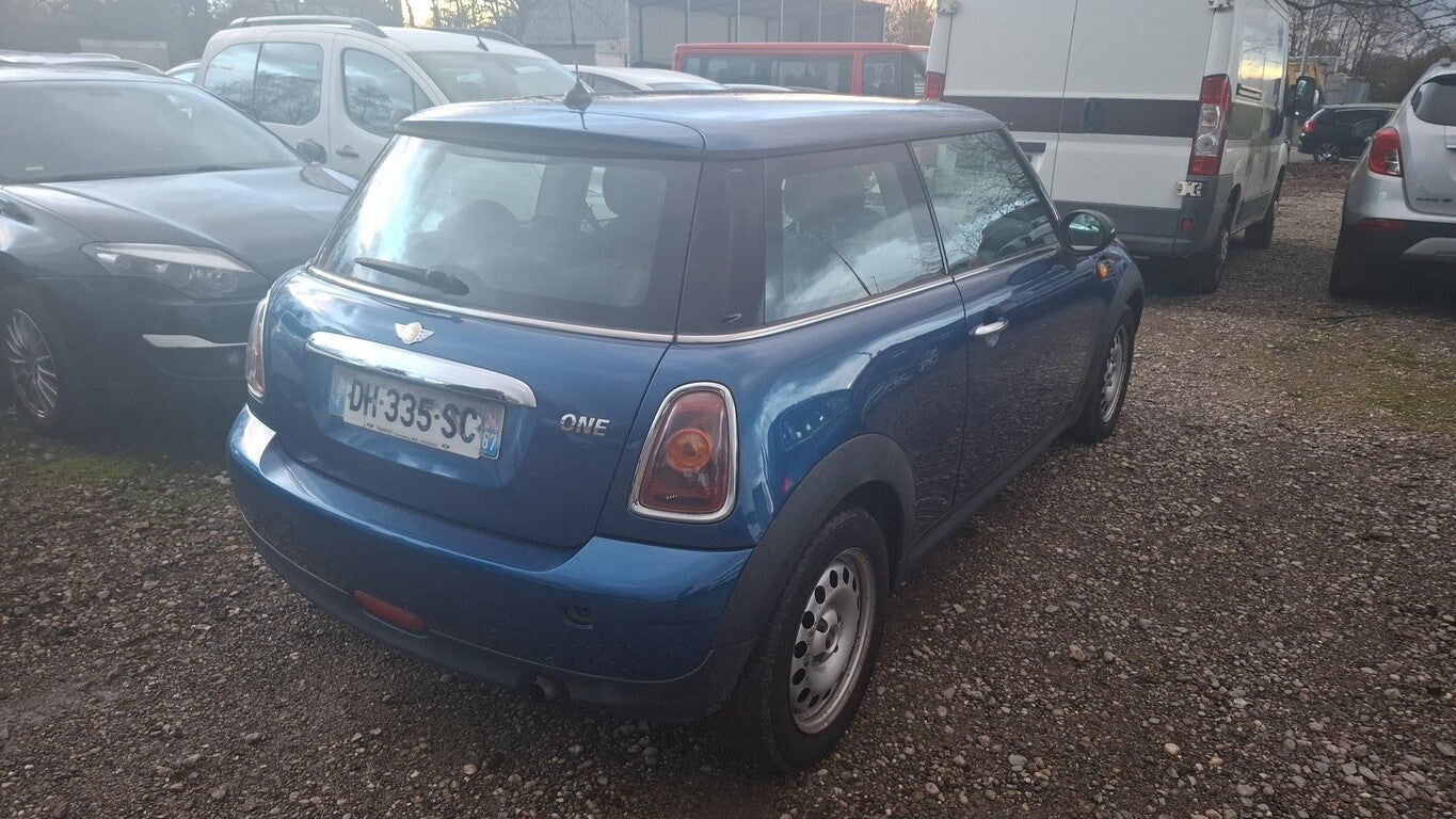 MINI Mini One 1.4 143938807 2