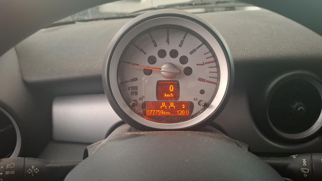 MINI Mini One 1.4 143938807 4