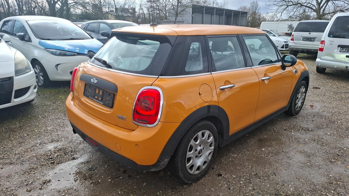 MINI Mini One 5-T Automatik LED PDC Klima 1. Hand 155181801 2