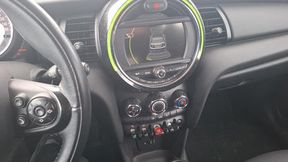 MINI Mini One 5-T Automatik LED PDC Klima 1. Hand 155181801 6