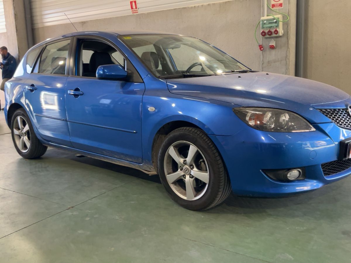 Lateral delantero derecho