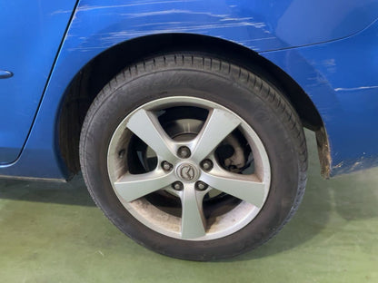 Neumático trasero izquierdo