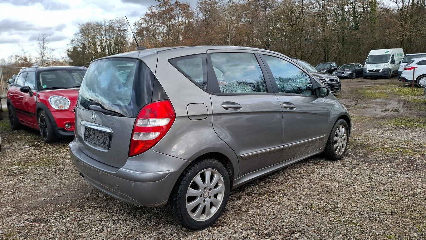 Mercedes-Benz A200 Aut. Elegance Leder SHZ PDC Lichtaut. 20 CD 156611366 2