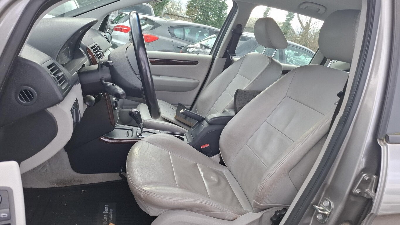 Mercedes-Benz A200 Aut. Elegance Leder SHZ PDC Lichtaut. 20 CD 156611366 6