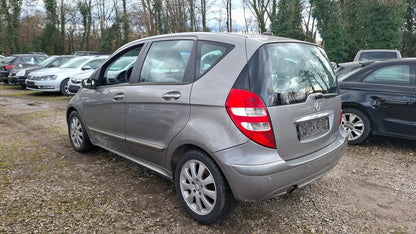 Mercedes-Benz A200 Aut. Elegance Leder SHZ PDC Lichtaut. 20 CD 156611366 3