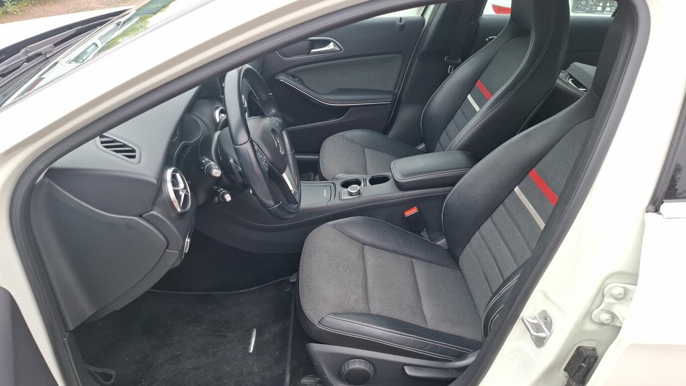 Mercedes-Benz A200 Style 7-DCT Xenon Navi ParkA SHZ Lichtaut.  169677001 6