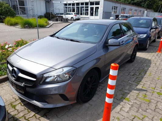 Mercedes-Benz A180 Style Navi Kamera SHZ PTS Klima Lichtaut.  132843903 0