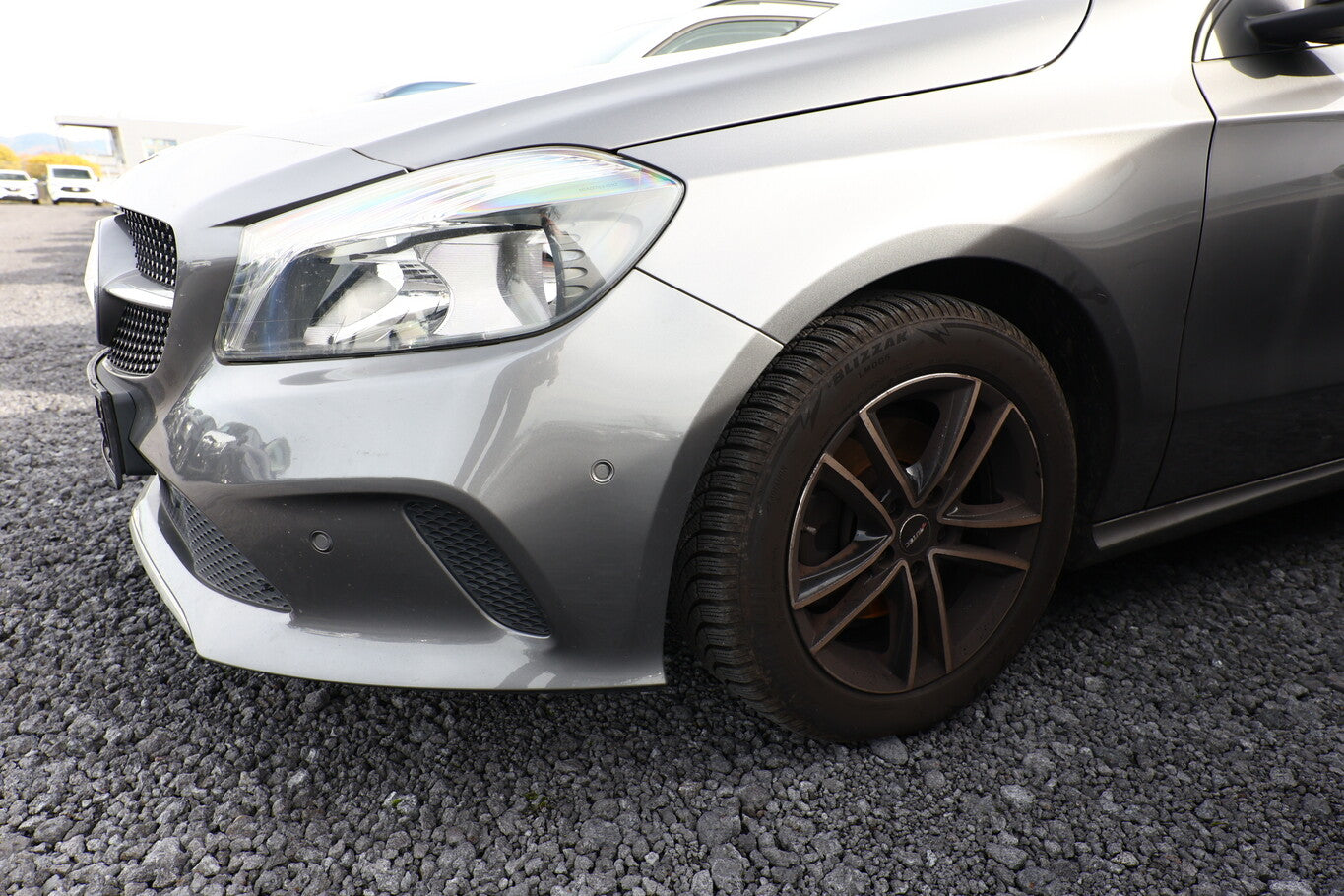 Mercedes-Benz A 180 Style PanoD ParkAs Nav SHZ LM16Z KeyLess 140992283 4